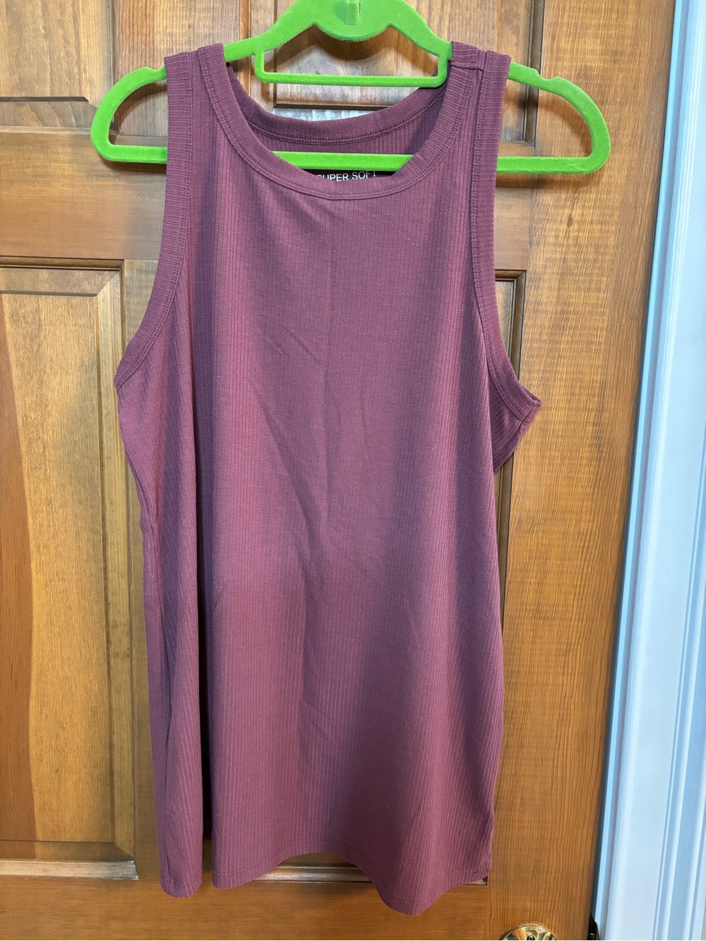 Torrid sz 1 EUC rib high neck tank in dark mauve.